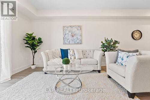 506 - 4 Spice Way, Barrie, ON - Indoor Photo Showing Living Room