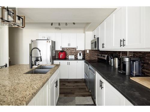 545 Rosemead Avenue Unit# 9, Kelowna, BC 