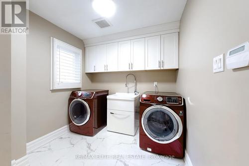 30 John Button Boulevard, Markham (Buttonville), ON - Indoor Photo Showing Laundry Room