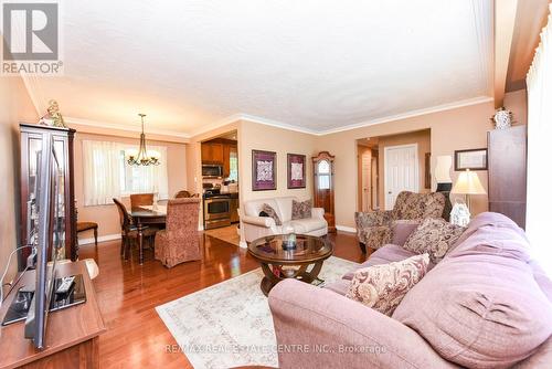 1363 Sheldon Avenue, Oakville (Bronte West), ON - Indoor Photo Showing Living Room