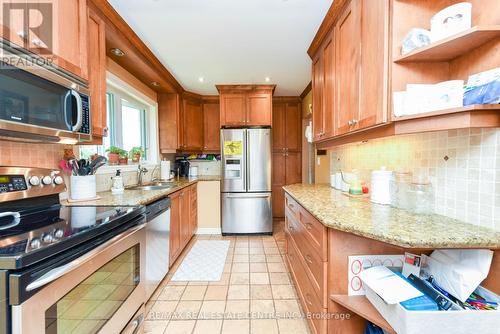 1363 Sheldon Avenue, Oakville (Bronte West), ON - Indoor Photo Showing Kitchen