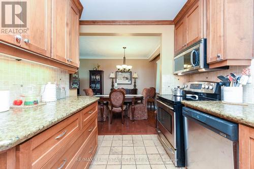 1363 Sheldon Avenue, Oakville (Bronte West), ON - Indoor Photo Showing Kitchen