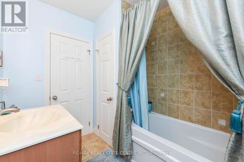 1363 Sheldon Avenue, Oakville (Bronte West), ON - Indoor Photo Showing Bathroom