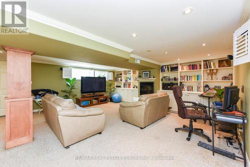 1363 Sheldon Avenue, Oakville (Bronte West), ON - Indoor