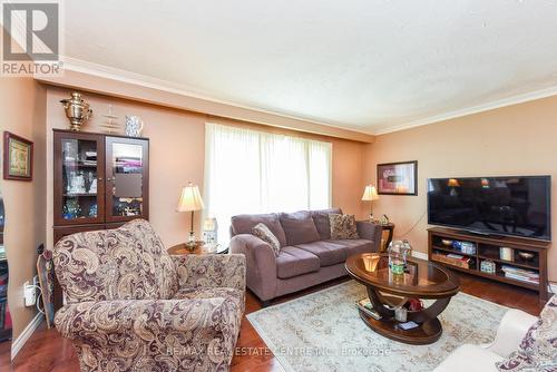 1363 Sheldon Avenue, Oakville (Bronte West), ON - Indoor Photo Showing Living Room