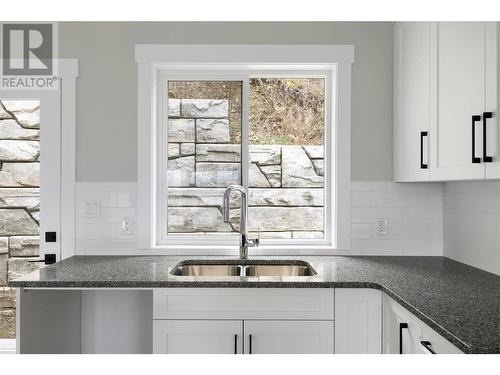 806 Cliff Avenue Unit# 107, Enderby, BC - Indoor Photo Showing Kitchen With Double Sink