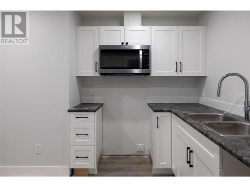 806 Cliff Avenue Unit# 107, Enderby, BC - Indoor Photo Showing Kitchen With Double Sink