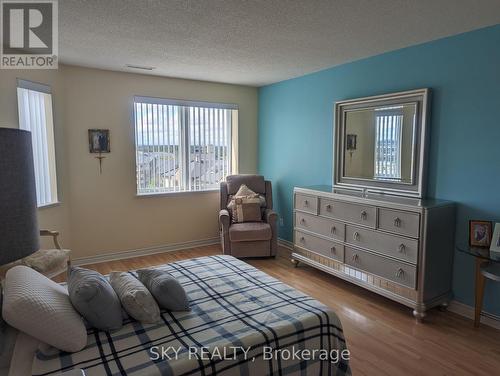 707 - 10 Dayspring Circle, Brampton (Goreway Drive Corridor), ON - Indoor Photo Showing Bedroom