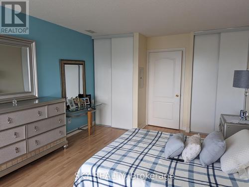 707 - 10 Dayspring Circle, Brampton (Goreway Drive Corridor), ON - Indoor Photo Showing Bedroom