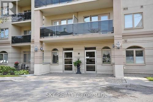 707 - 10 Dayspring Circle, Brampton (Goreway Drive Corridor), ON - Outdoor With Balcony