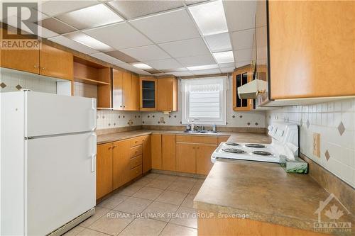 115 Ste-Cecile Street, Ottawa, ON - Indoor Photo Showing Kitchen