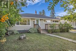 2318 Wiggins AVENUE S  Saskatoon, SK S7J 1W9