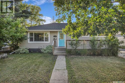 2318 Wiggins Avenue S, Saskatoon, SK 