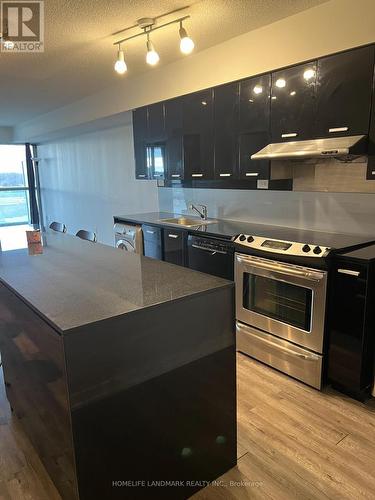 901B - 19 Singer Court, Toronto (Bayview Village), ON - Indoor Photo Showing Kitchen