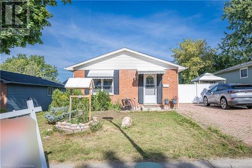 65 Keats Drive, Woodstock, ON - Outdoor