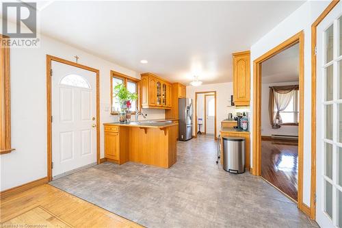 65 Keats Drive, Woodstock, ON - Indoor Photo Showing Kitchen