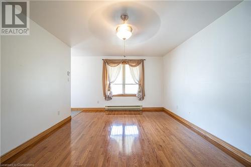 65 Keats Drive, Woodstock, ON - Indoor Photo Showing Other Room