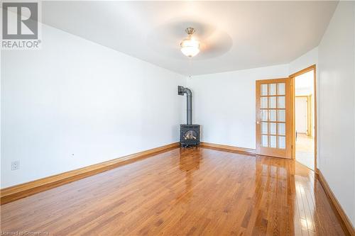 65 Keats Drive, Woodstock, ON - Indoor Photo Showing Other Room