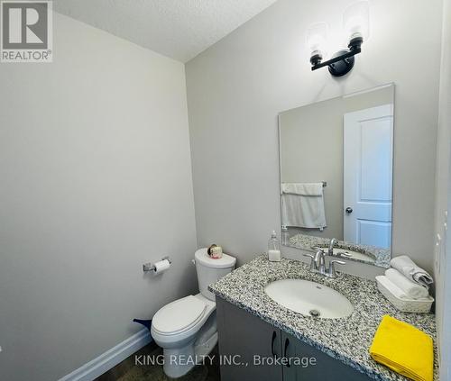 38 Allenwood Road, Springwater, ON - Indoor Photo Showing Bathroom