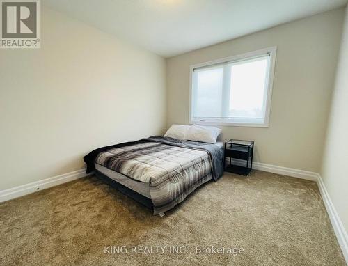 38 Allenwood Road, Springwater, ON - Indoor Photo Showing Bedroom