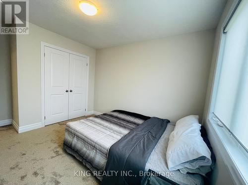 38 Allenwood Road, Springwater, ON - Indoor Photo Showing Bedroom