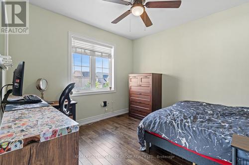 84 Bathgate Crescent, Clarington (Courtice), ON - Indoor Photo Showing Bedroom