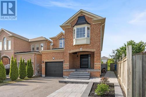 84 Bathgate Crescent, Clarington (Courtice), ON - Outdoor