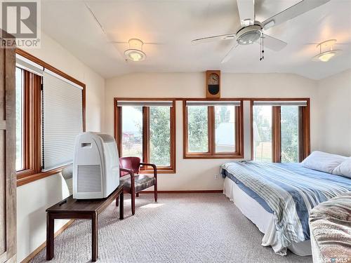 307 Ruby Drive, Hitchcock Bay, SK - Indoor Photo Showing Bedroom