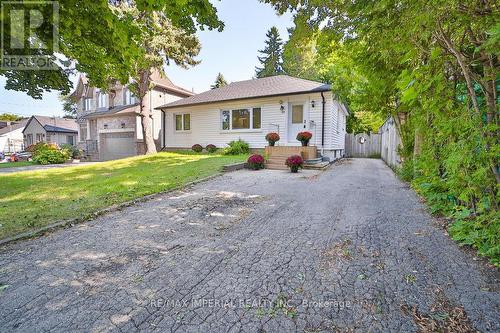 43 Meadowview Avenue, Markham, ON - Outdoor