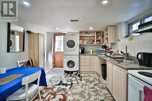 43 Meadowview Avenue, Markham, ON - Indoor Photo Showing Kitchen