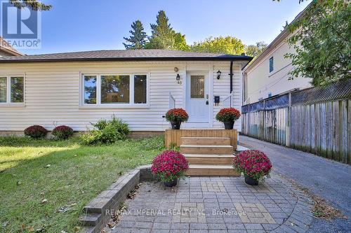 43 Meadowview Avenue, Markham, ON - Outdoor