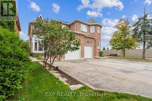 24 Carriage House Road, Caledon, ON 