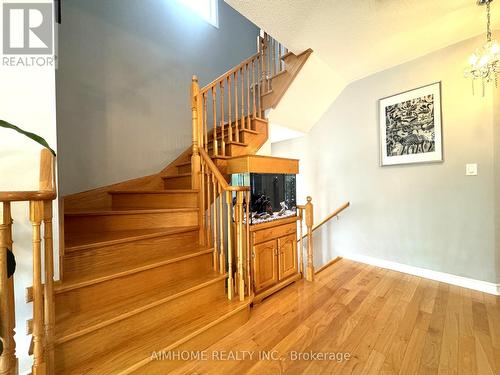 92 Barnwood Drive, Richmond Hill, ON - Indoor Photo Showing Other Room