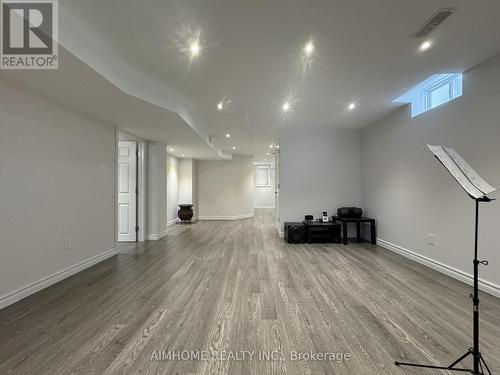 92 Barnwood Drive, Richmond Hill, ON - Indoor