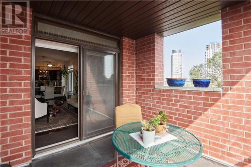 323 Winona Avenue Unit#405, Ottawa, ON - Outdoor With Exterior