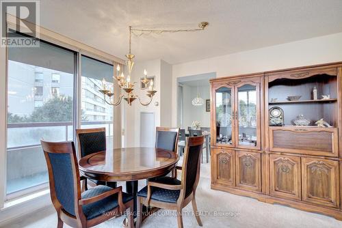 404 - 91 Townsgate Drive, Vaughan, ON - Indoor Photo Showing Dining Room