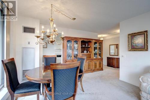 404 - 91 Townsgate Drive, Vaughan, ON - Indoor Photo Showing Dining Room