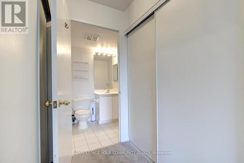 404 - 91 Townsgate Drive, Vaughan, ON - Indoor Photo Showing Bathroom