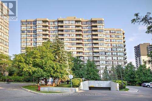 404 - 91 Townsgate Drive, Vaughan, ON - Outdoor With Balcony With Facade