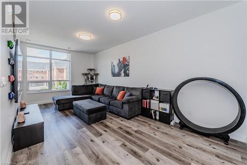 399 Queen St S Street Unit# 102, Kitchener, ON - Indoor Photo Showing Living Room