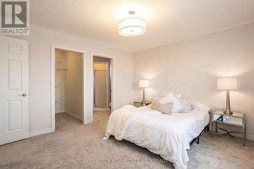 1756 Birchwood Drive, London, ON - Indoor Photo Showing Bedroom