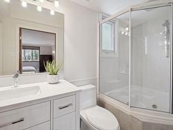 Ensuite bathroom - 