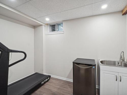 Exercise room - 4327 Rue Juneau, Montréal (Pierrefonds-Roxboro), QC - Indoor Photo Showing Other Room