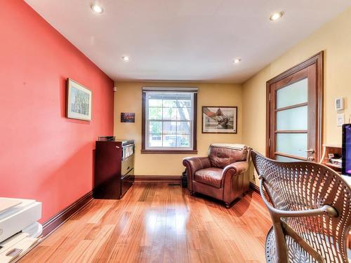 Office - 107 Av. De Charente, Saint-Lambert, QC - Indoor Photo Showing Living Room