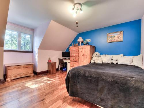 Bedroom - 107 Av. De Charente, Saint-Lambert, QC - Indoor Photo Showing Bedroom