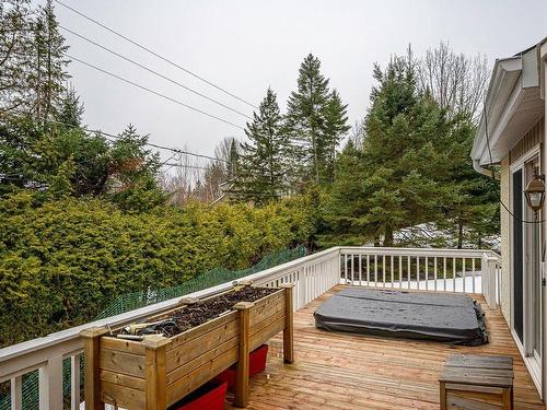 Hot tub - 56 Rue Du Domaine-De-La-Marquise, Saint-Sauveur, QC - Outdoor With Exterior