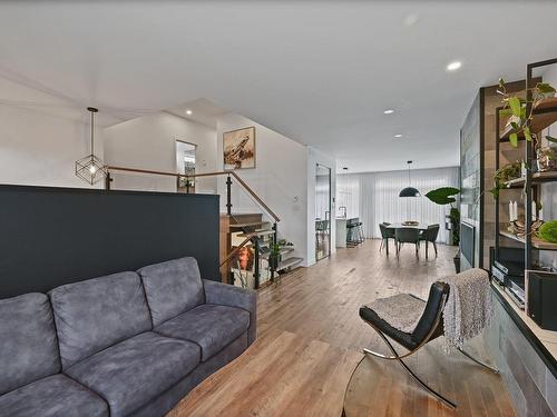 Living room - 754 Rue Des Huards, Contrecoeur, QC - Indoor Photo Showing Living Room