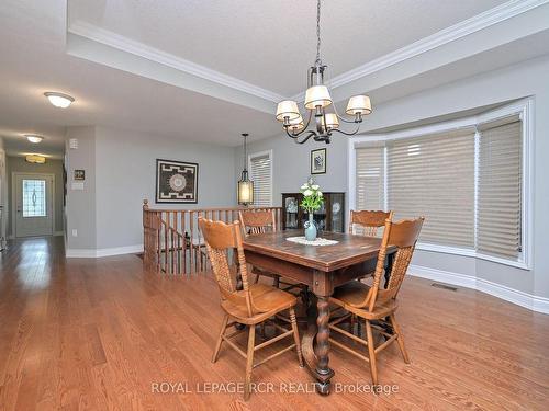 188 Ridge Way, New Tecumseth, ON - Indoor Photo Showing Dining Room