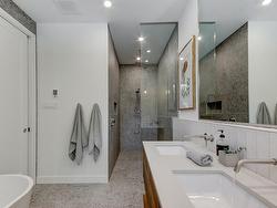 Ensuite bathroom - 