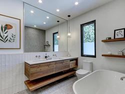 Ensuite bathroom - 